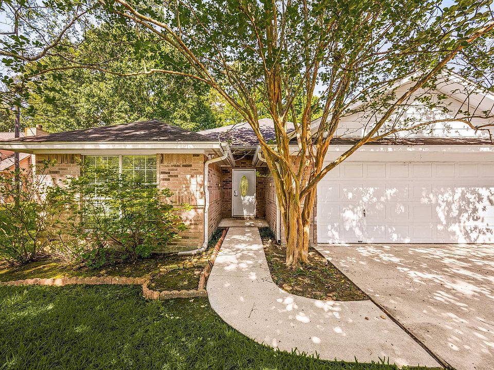1st image of 811 Carson Dr