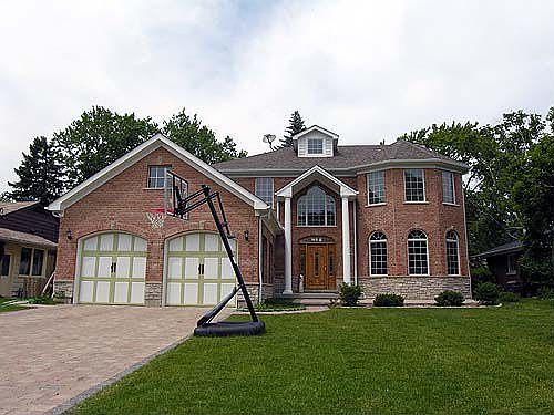 1st image of 2828 Orchard Ln