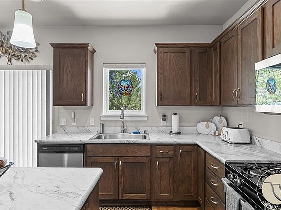 3rd image of 6225 Ridge Stone Dr N #22