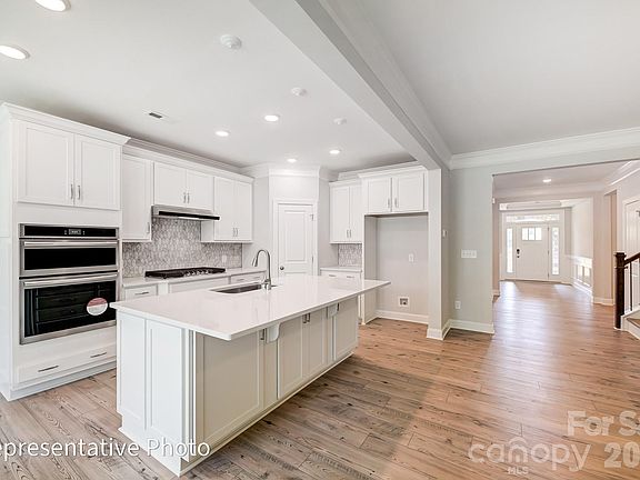 7th image of this home