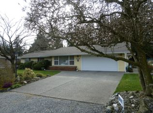 10134 Ridge Pl, Sedro Woolley, WA 98284