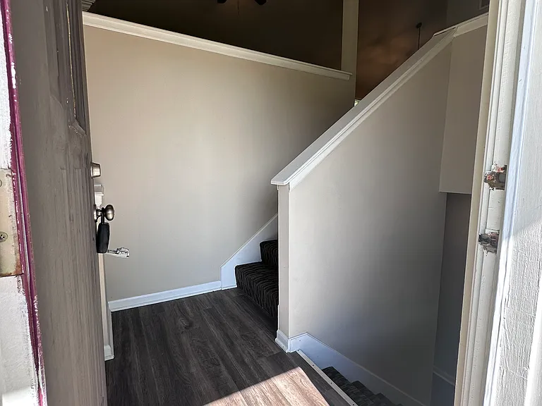 15100 Kelly Dr #15100 — Photo 2