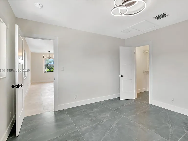 5980 SW 40th Ave #D — Photo 17