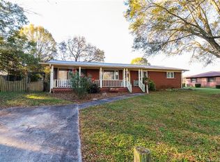 307 W 6th St, Landis, NC 28088