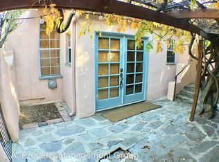 1251 Linda Rosa Ave, Los Angeles, CA 90041