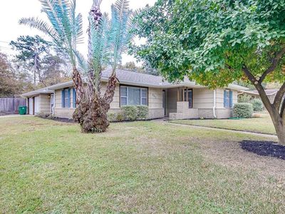 862 T C Jester Blvd, Houston, TX, 77008