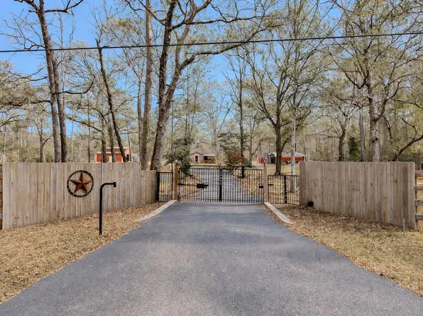 10067 White Rock Rd, Conroe, TX 77306