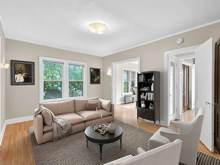 2103 Harriet Ave #206 — Photo 2