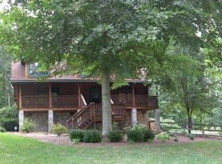 4405 Windsor Lake Dr, Louisa, VA 23093