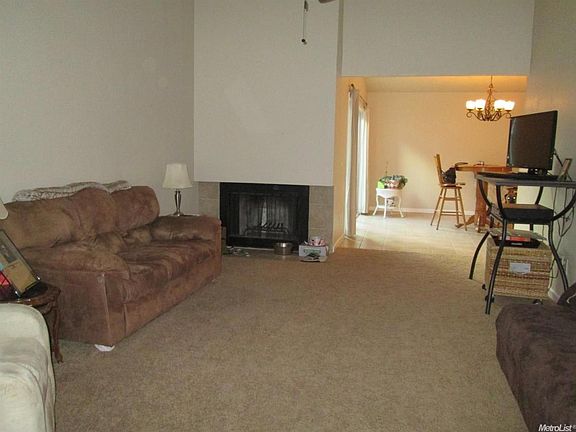 2nd image of 9735 Greensboro Cir