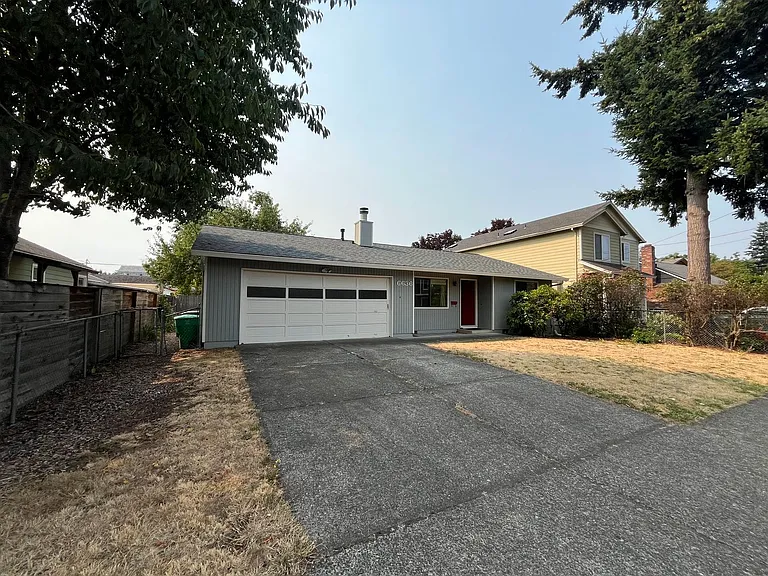 6636 SE Reedway St — Photo 2