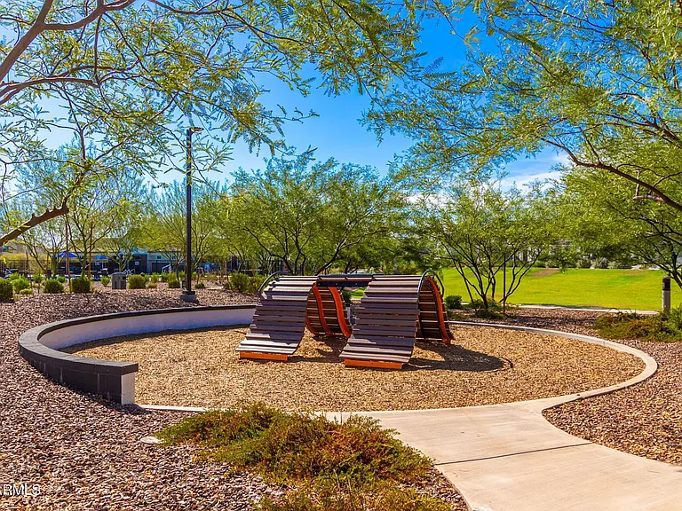 4810 E Helena Dr — Photo 56