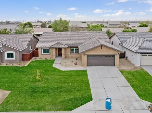 920 Shelbie Ave, Brawley, CA 92227