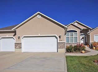 1438 W Ridge Line Dr, Riverton, UT 84065
