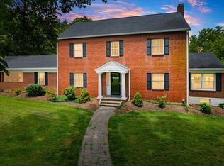 940 Glendale Rd, Galax, VA 24333