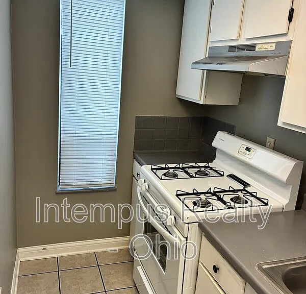 21 King Arthur Ct — Photo 6