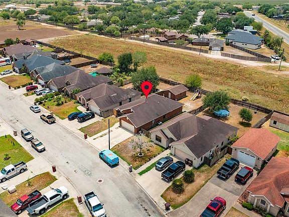 4th image of 2109 Las Palmas Dr