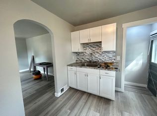 1804 S Sherman Ave, Sioux Falls, SD 57105
