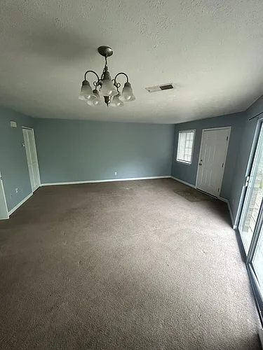 392 Shelby Ave Photo 1