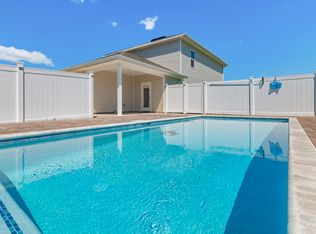 56 Silverthorn St, Freeport, FL 32439