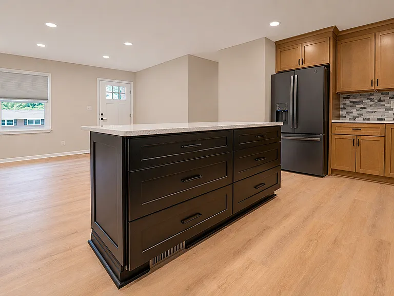 2117 Sierra Dr — Photo 12