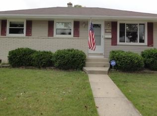 3356 S 99th Ct, Milwaukee, WI 53227