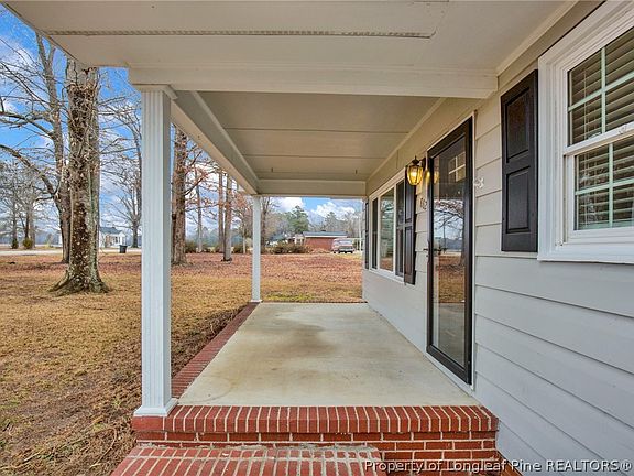 5th image of 882 Middle Rd