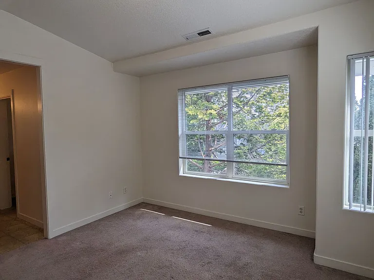 Halsey East Townhomes — Photo 295