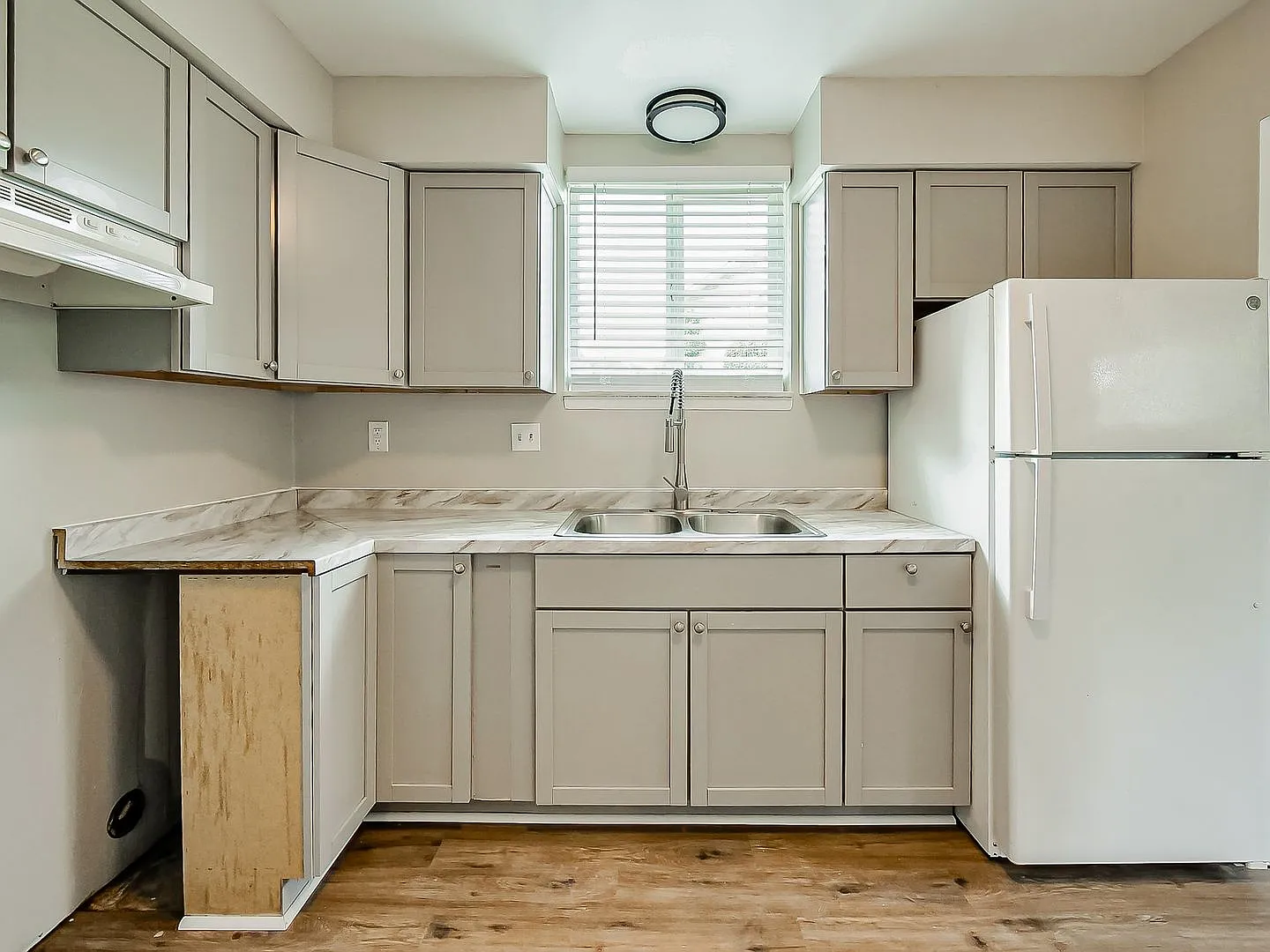 219 Summit Ridge Dr — Photo 4