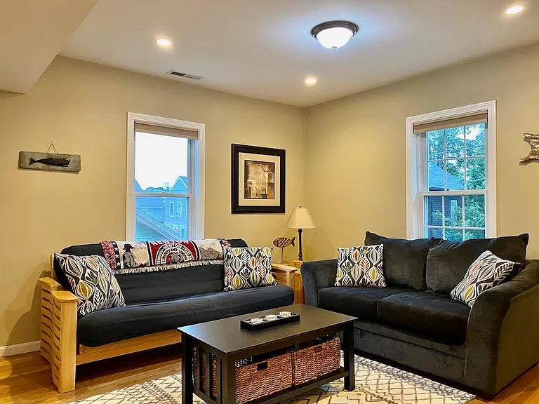 61 Callender Ave #2 — Photo 11