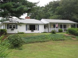 592 Pine St, Middletown, CT 06457