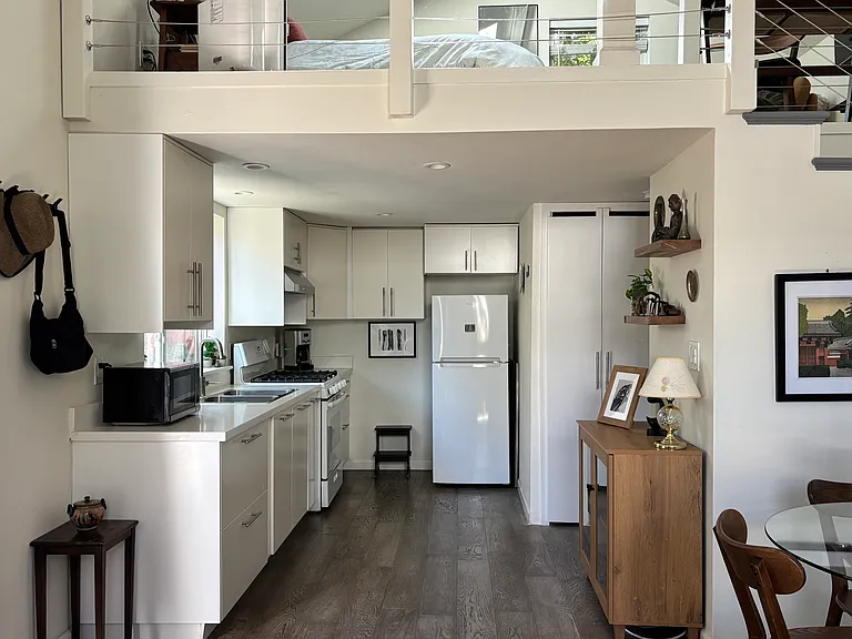 716 Pomona Ave — Photo 7