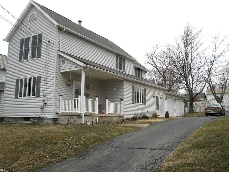 1st image of 233 W Spruce St