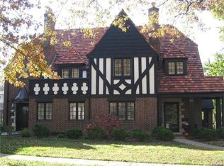 8008 Orlando Dr, Clayton, MO 63105