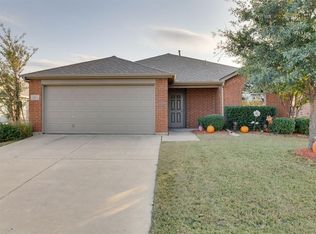 1213 Round Pen Run, Haslet, TX 76052