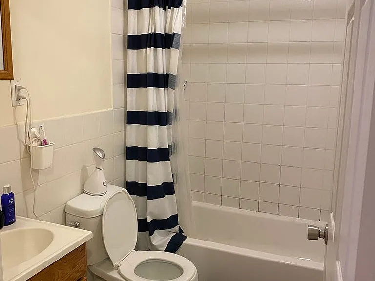 437 N Wiota St — Photo 37