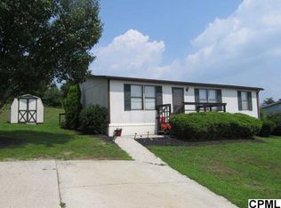 11 Hidden Noll Rd, Carlisle, PA 17013