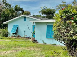 4750 Pine St, Naples, FL 34112