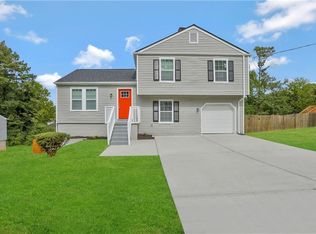 1347 Shenta Oak Dr, Norcross, GA 30093