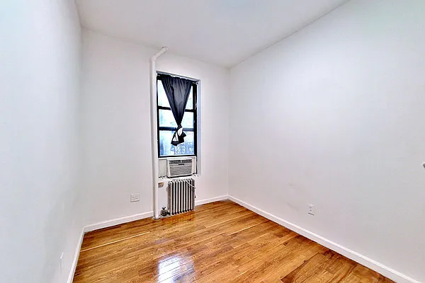 Rented by Bond New York | media 7