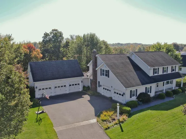 57 Kildeer Lane, Suffield, CT 06078