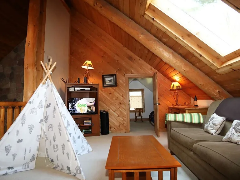 4274 N Lakeshore Dr — Photo 25