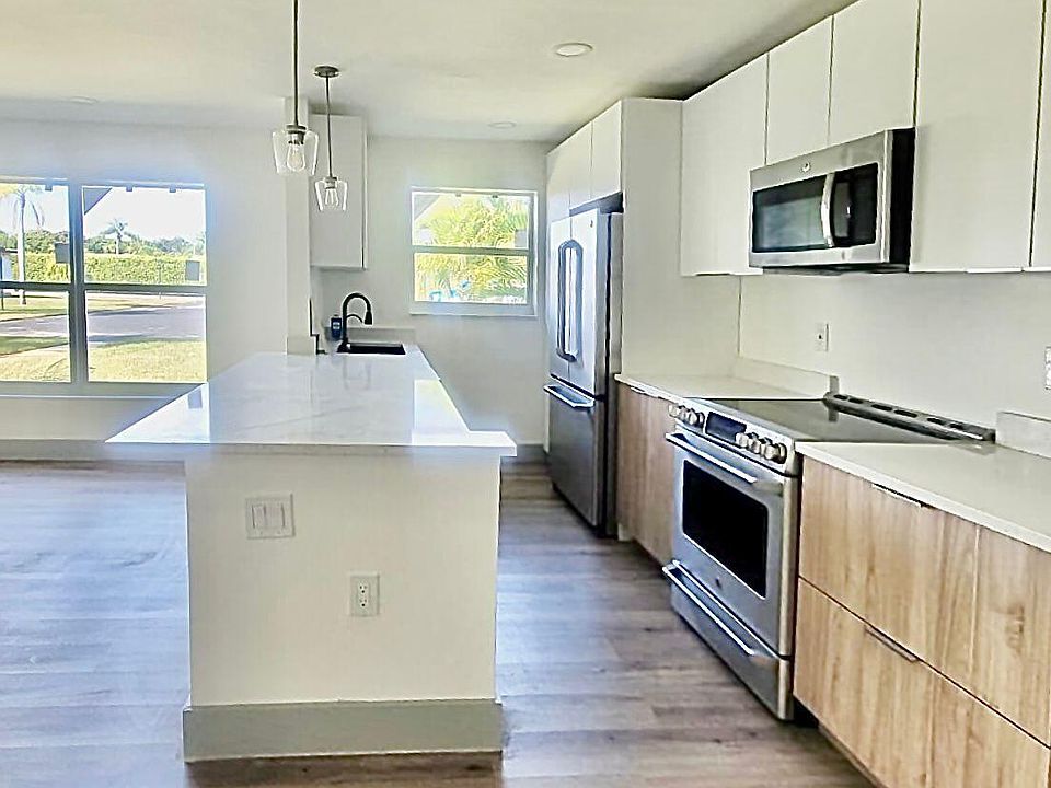 1st image of 892 High Point Boulevard N #C