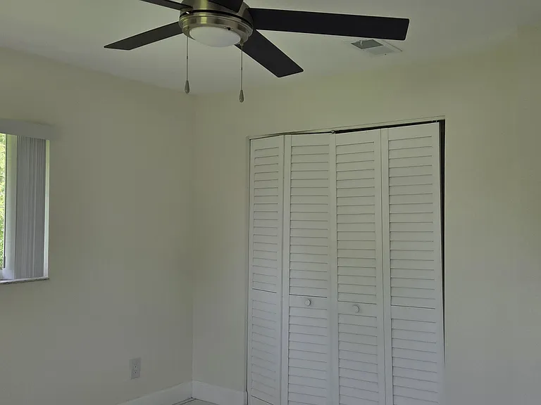 141 Pine Ln #141 — Photo 3