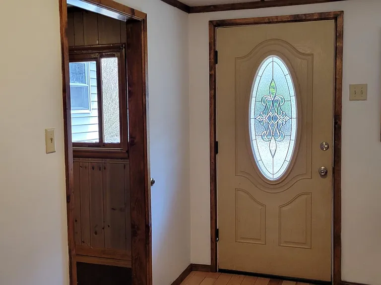 213 Spring St #1 — Photo 10