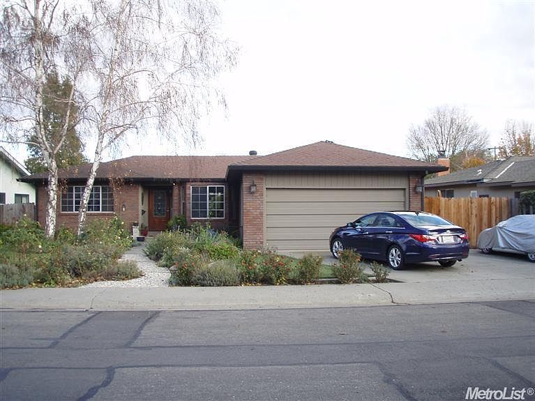 1st image of 1719 Donner Way