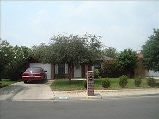 4th image of 3021 Diaz Ave