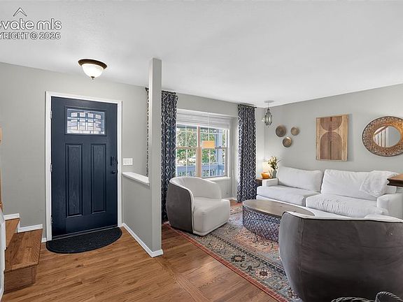 3rd image of 6251 Stemwood Dr