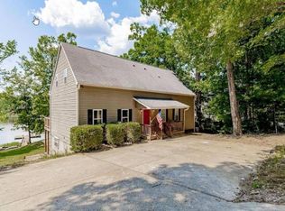 243 Tanning Creek Ct, Chapin, SC 29036