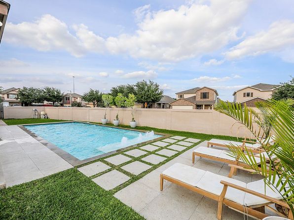 11315 Basque Dr